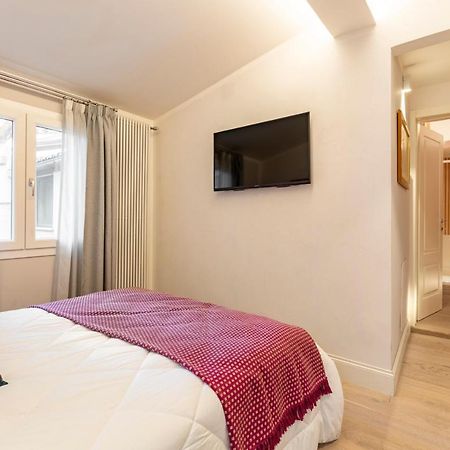Art Apartment Luxury Sofia Suite Firenze Esterno foto