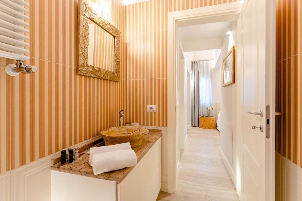 Art Apartment Luxury Sofia Suite Firenze Esterno foto
